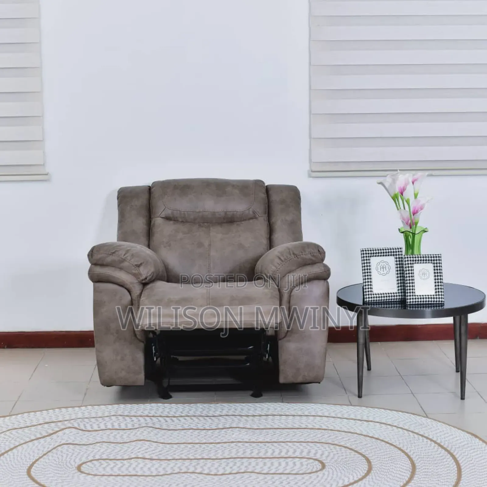 Single Seat Sofa