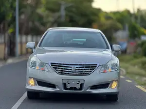 Toyota Crown 2009 Silver