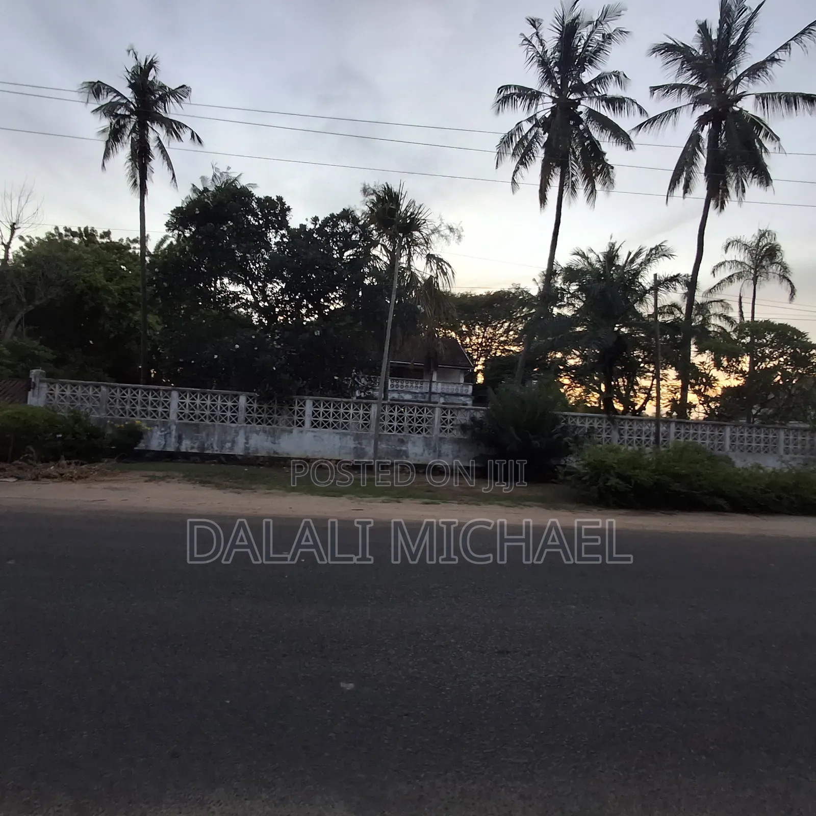 4bdrm House in Mbezibeach for sale