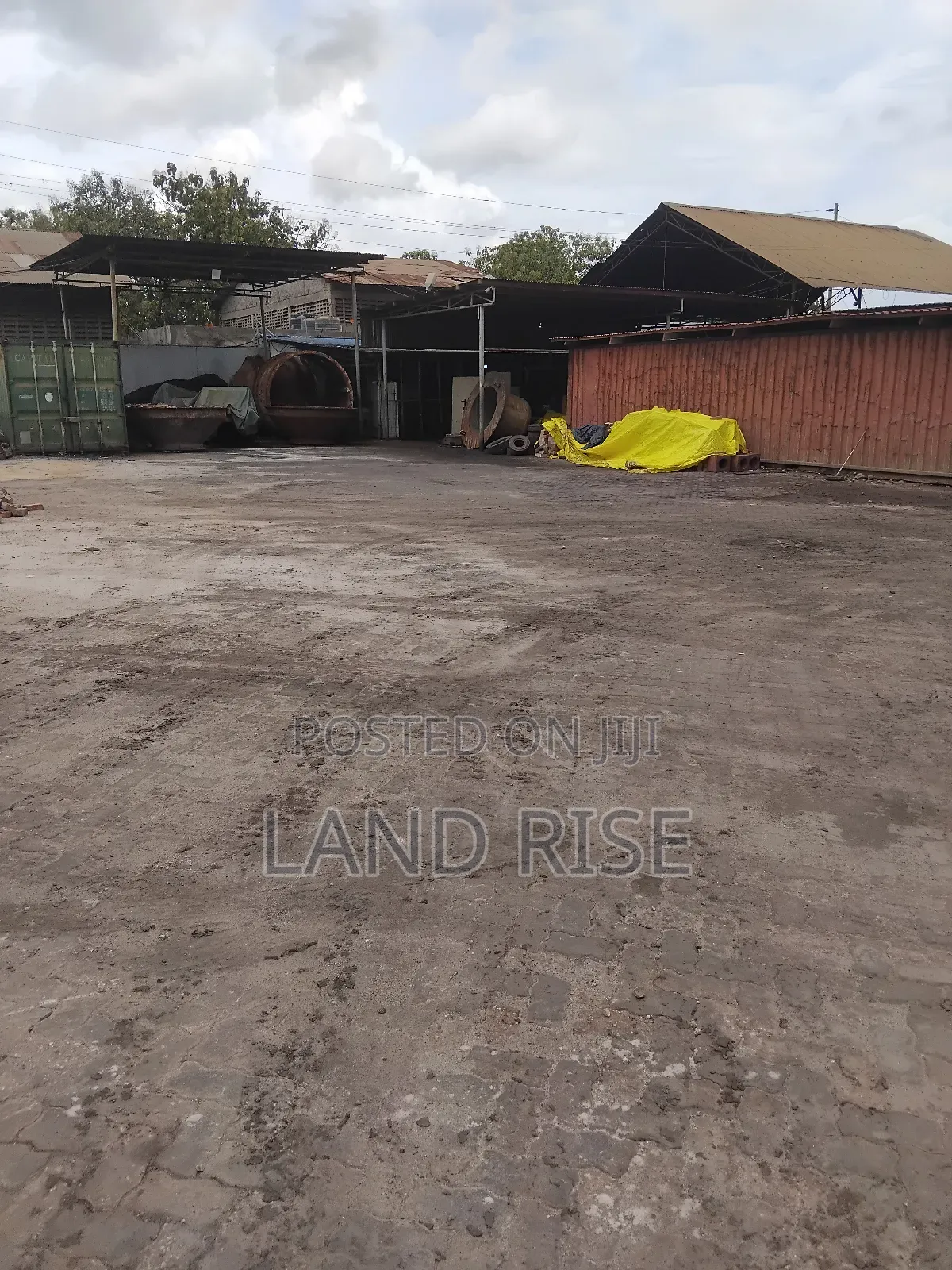 Open Yard 1250 SQM in Nyerere Road