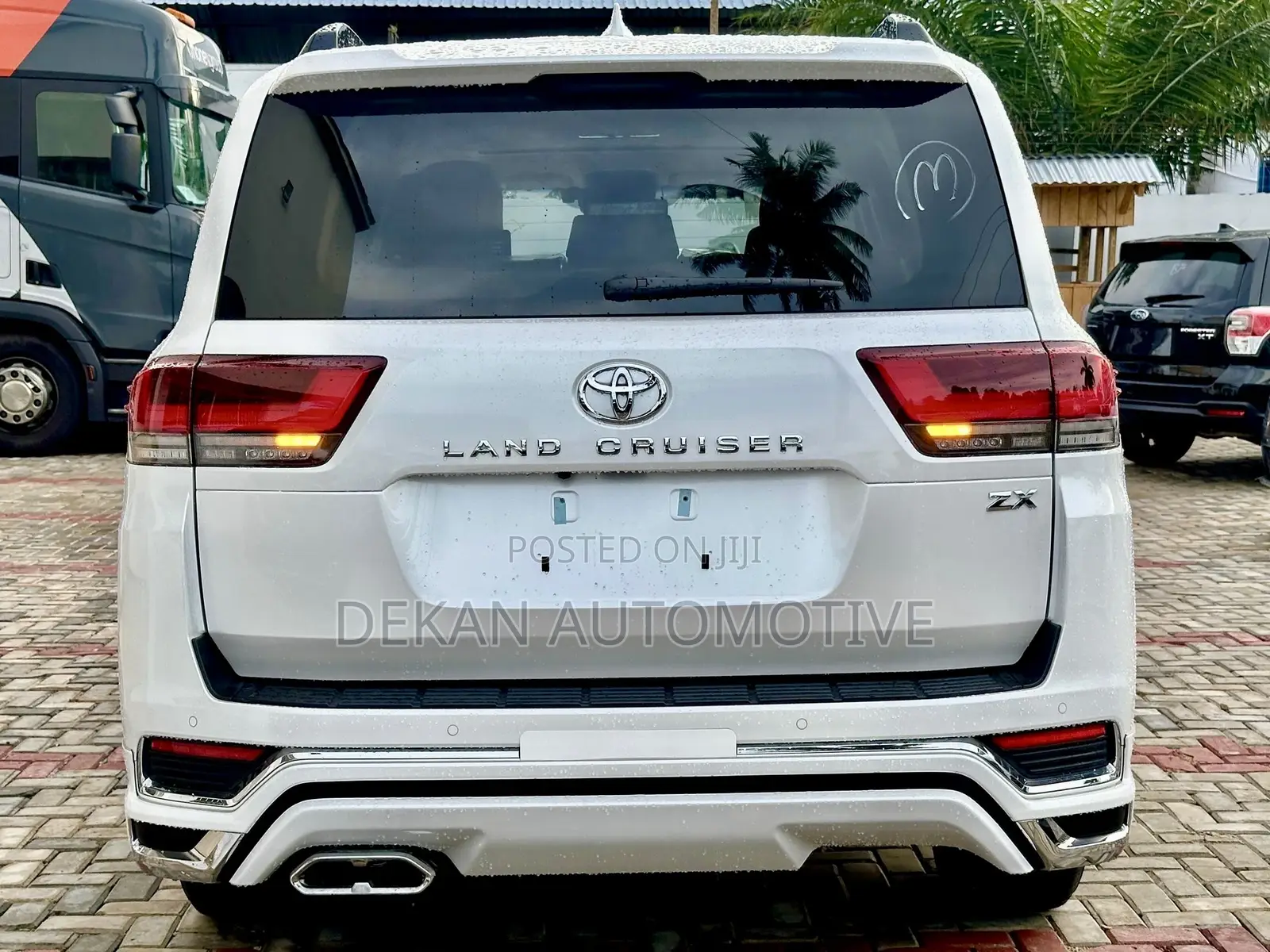 Toyota Land Cruiser 2024 White