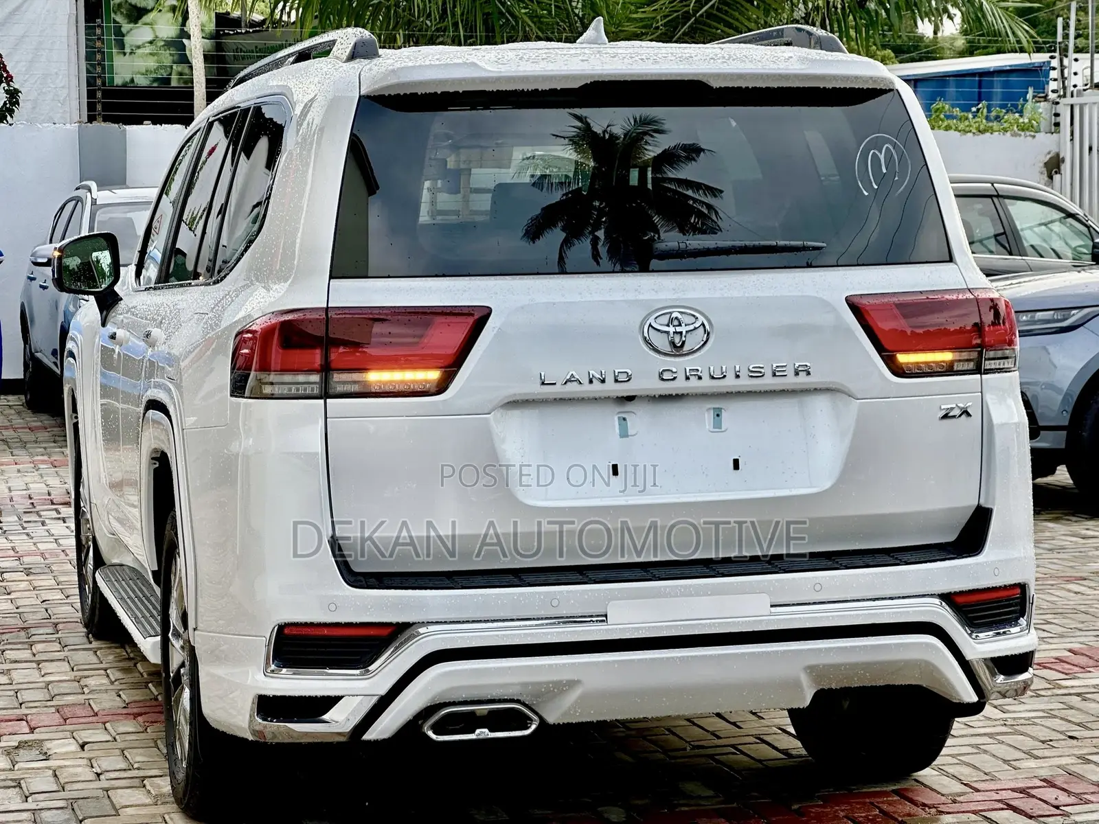 Toyota Land Cruiser 2024 White