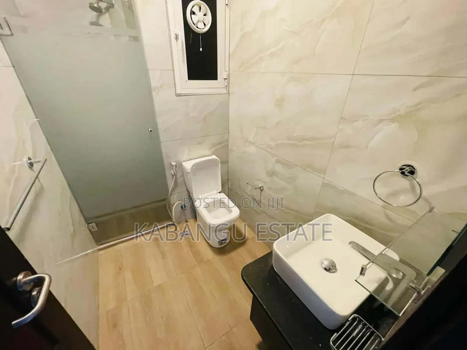4bdrm Villa in Ada Estates for rent