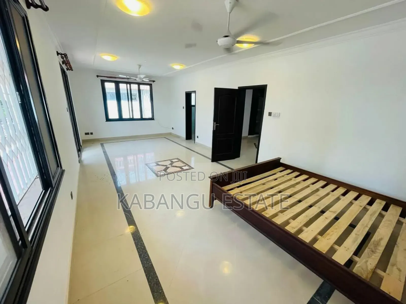4bdrm Villa in Ada Estates for rent