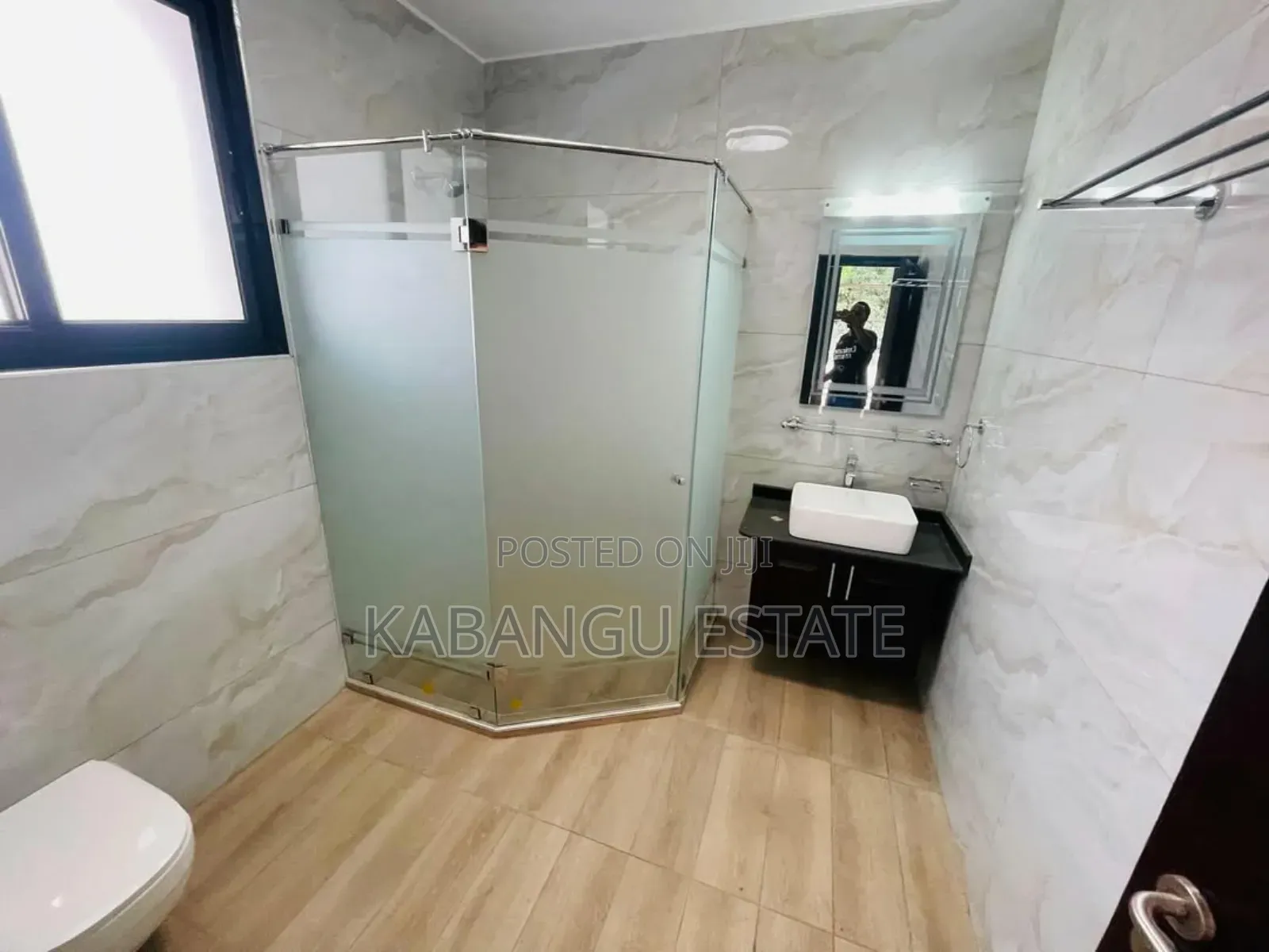 4bdrm Villa in Ada Estates for rent