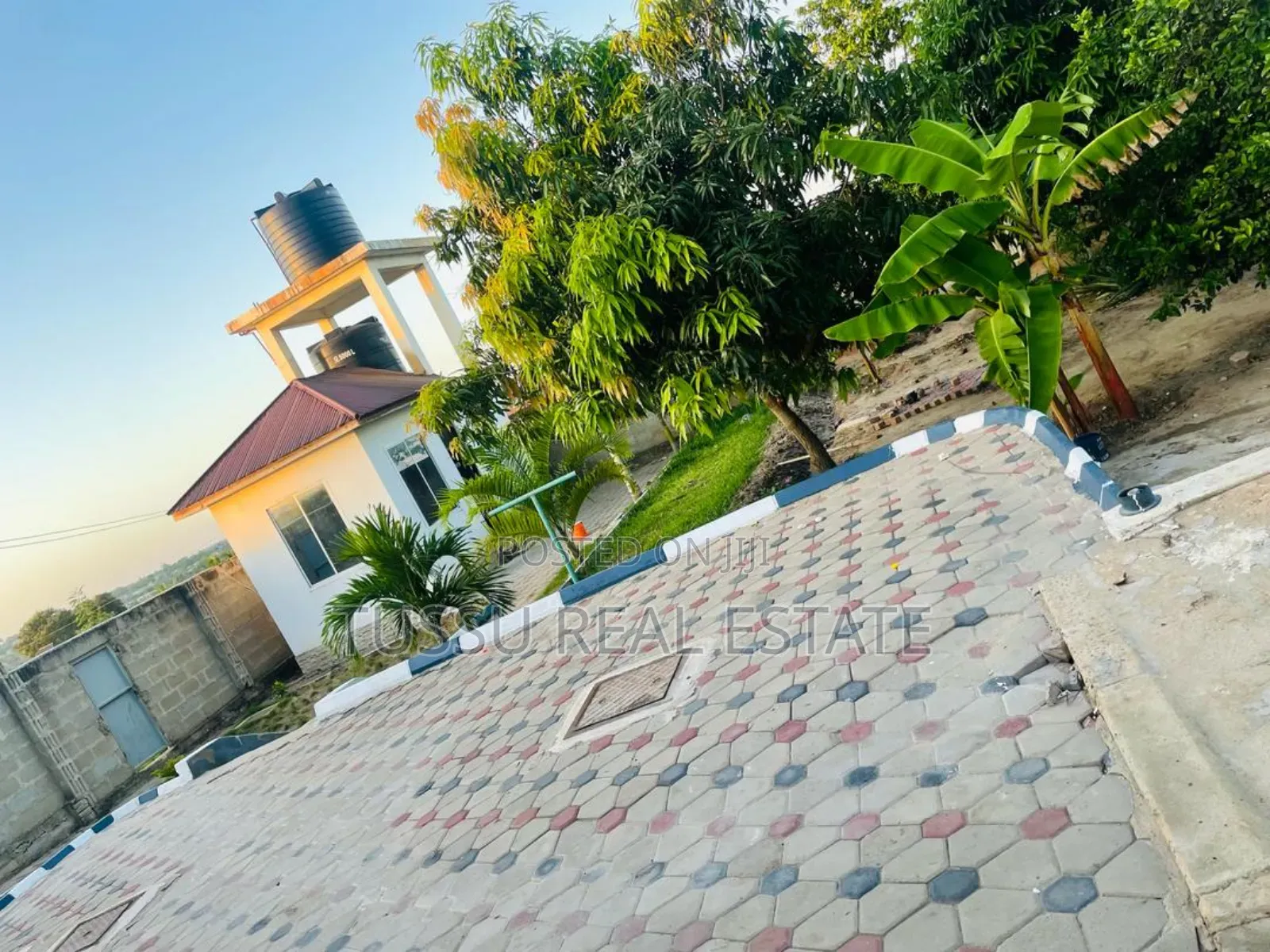 3bdrm House in Malobo Centre, Mbezi Beach for sale