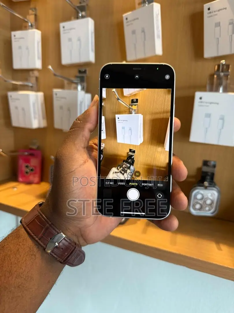 Apple iPhone 12 64 GB White