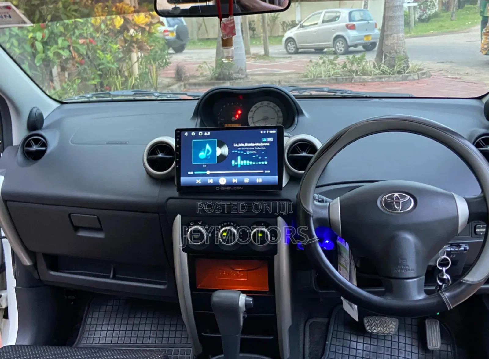 Toyota IST 2005 White