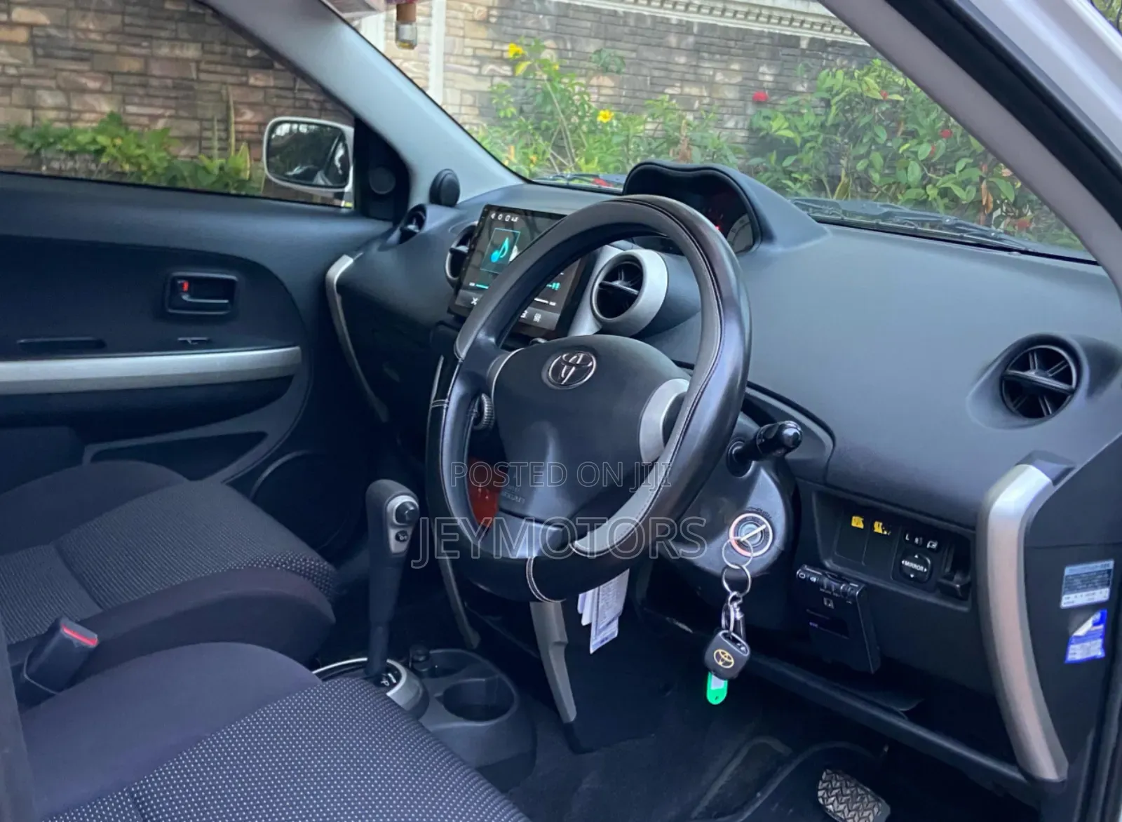 Toyota IST 2005 White