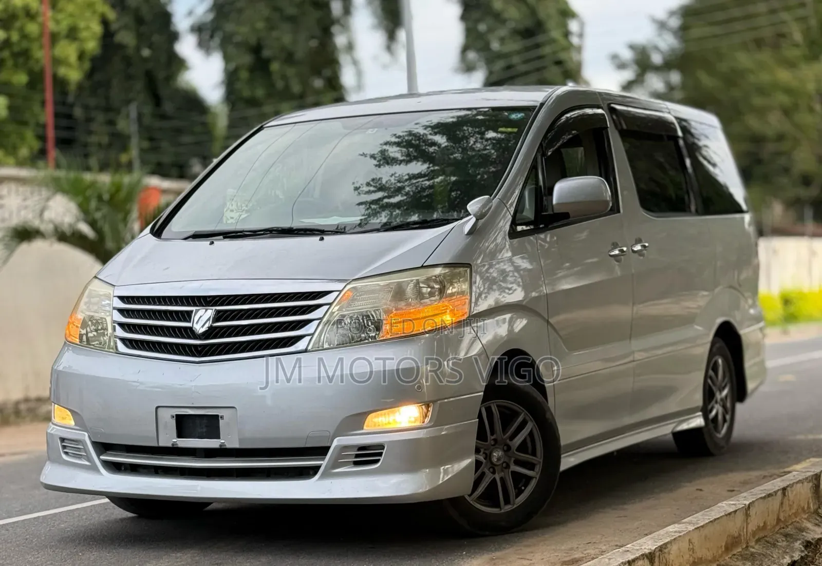 Toyota Alphard 2007 Silver