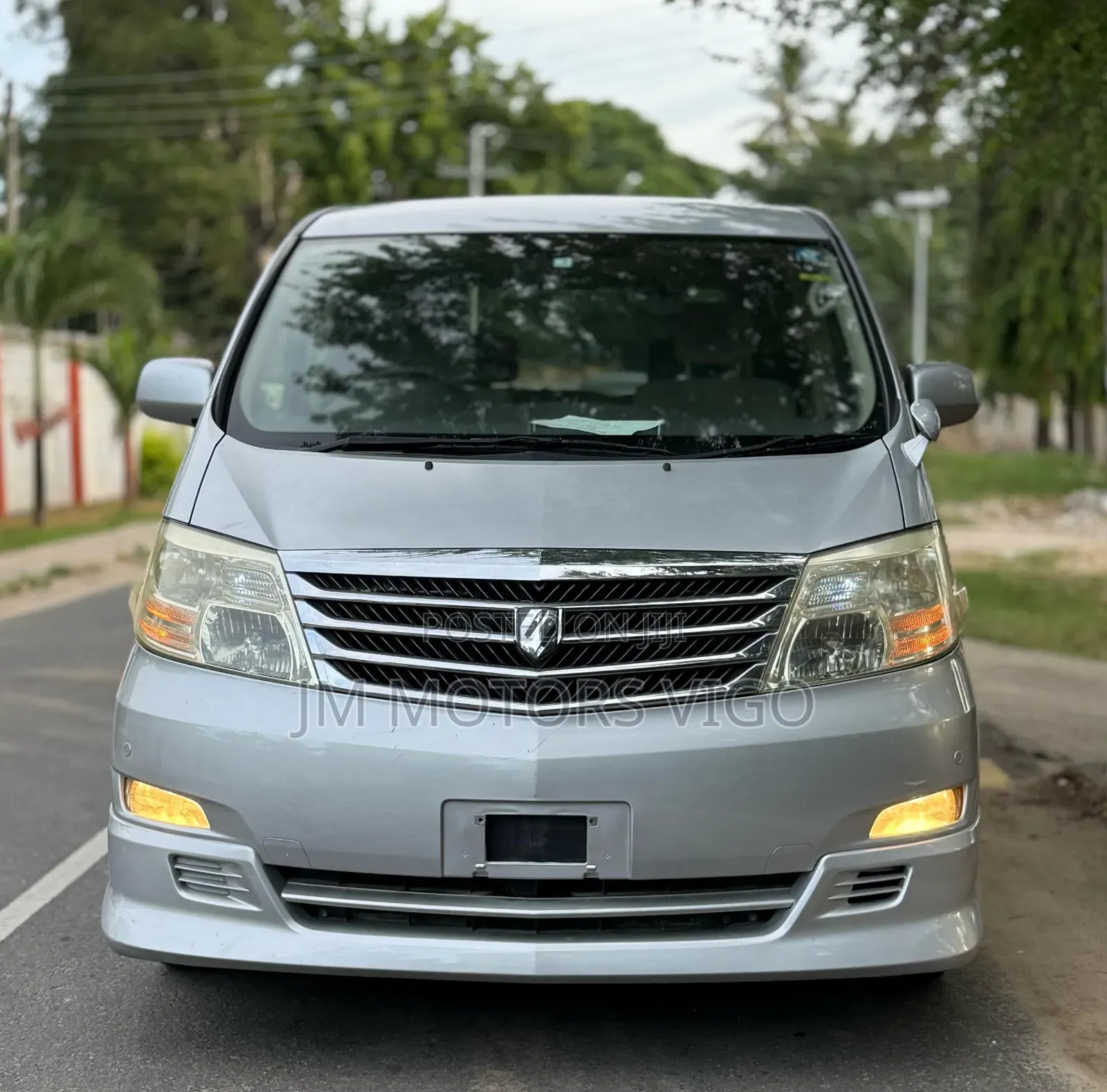 Toyota Alphard 2007 Silver