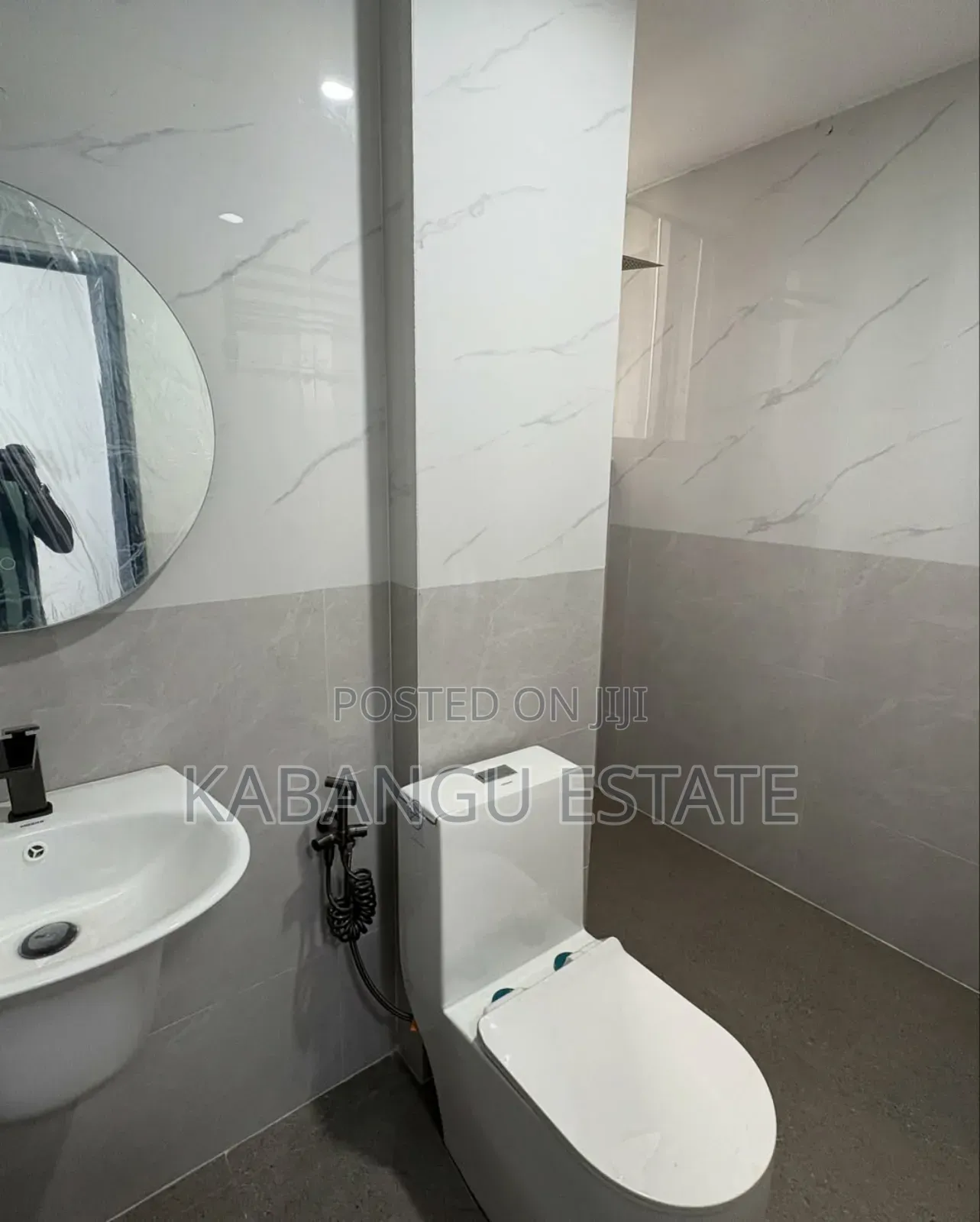 Furnished 3bdrm Apartment in Msasanibeach for rent