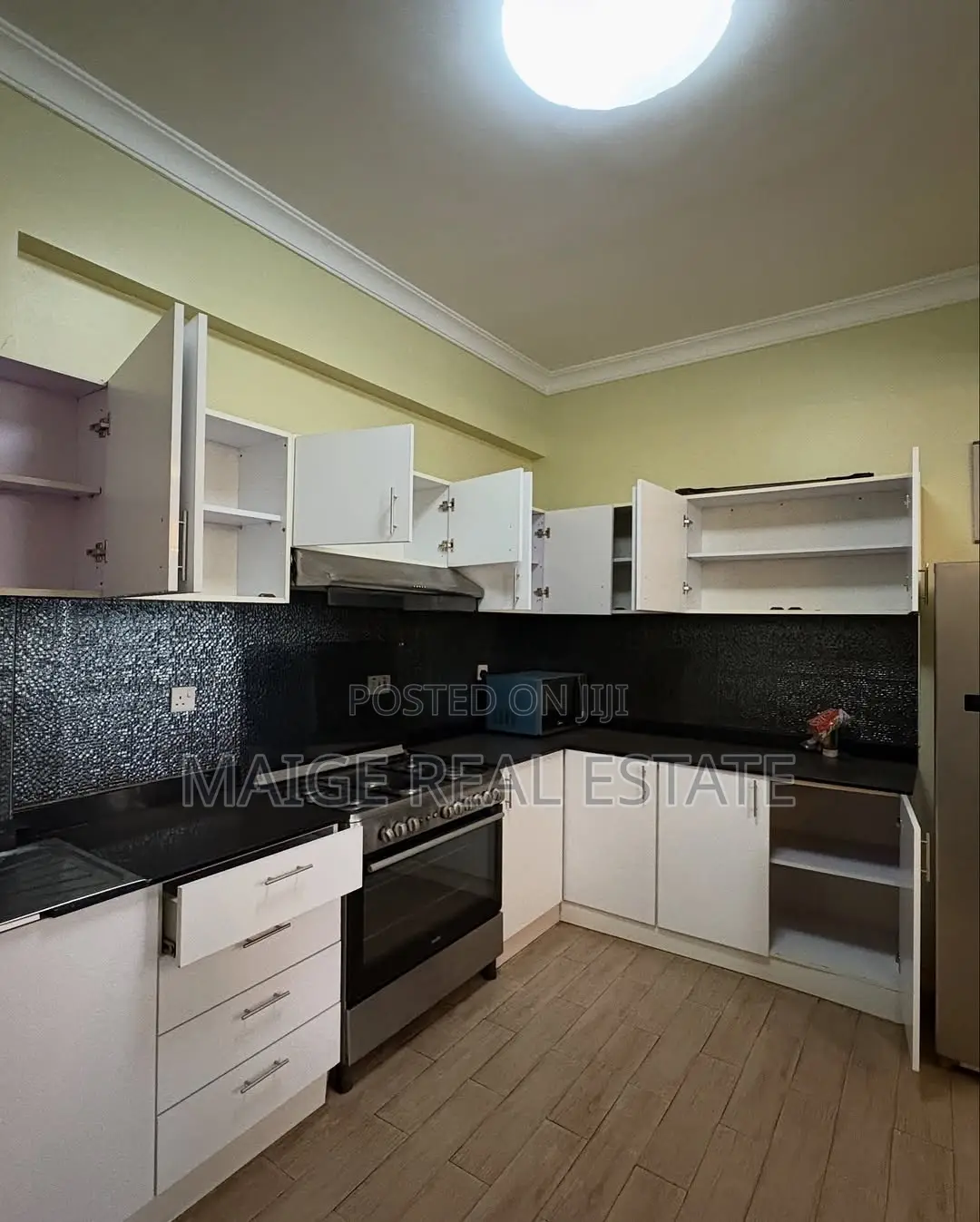 Furnished 3bdrm Apartment in Oyster Bay for rent