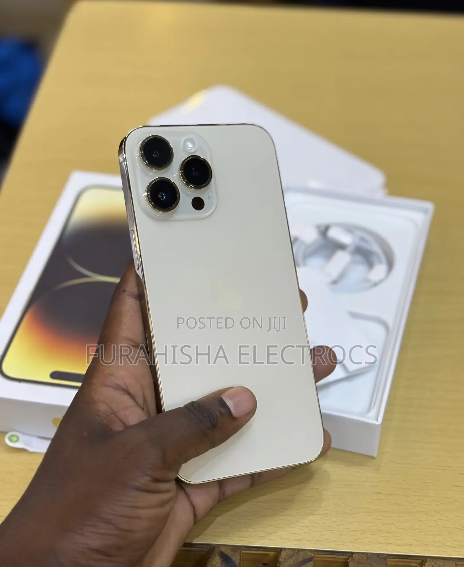 New Apple iPhone 14 Pro Max 256 GB Gold