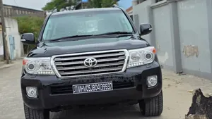 Toyota Land Cruiser 2015 Black
