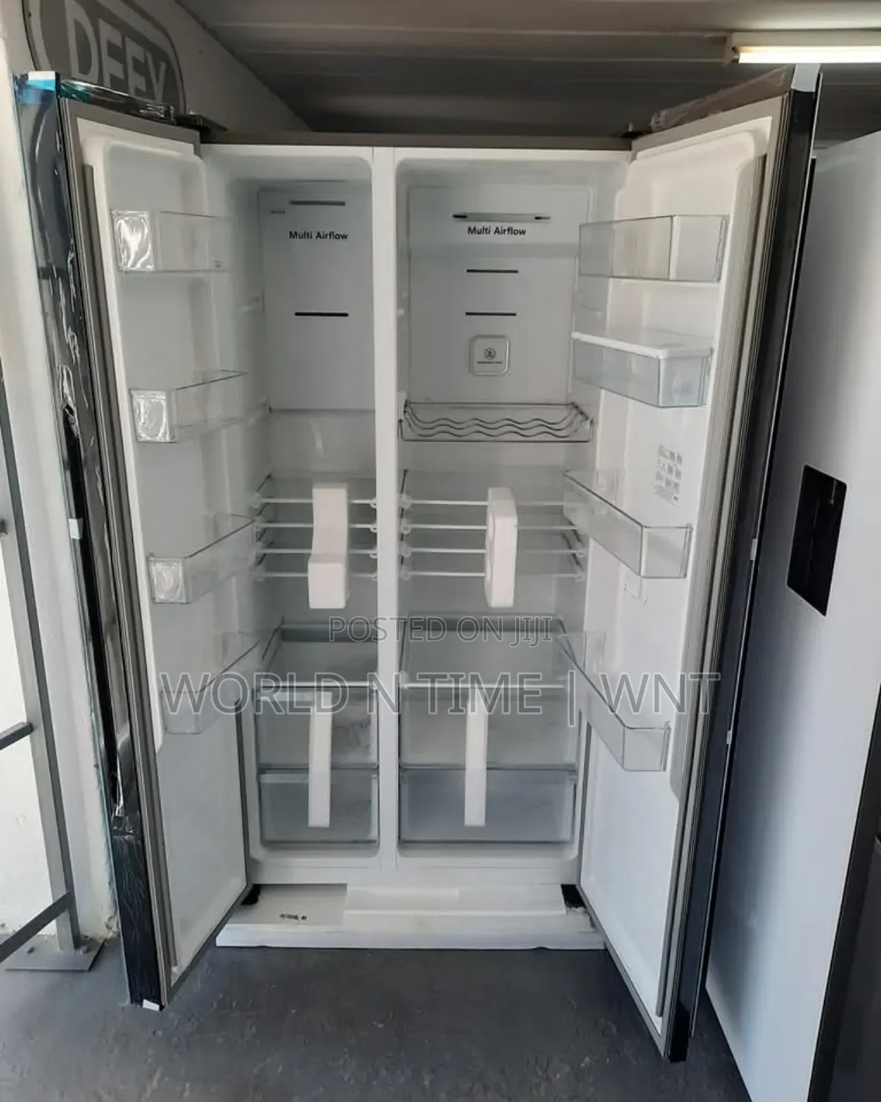 Hisense Fridge H670sdbl-Wd 508l Mirror White and Blue