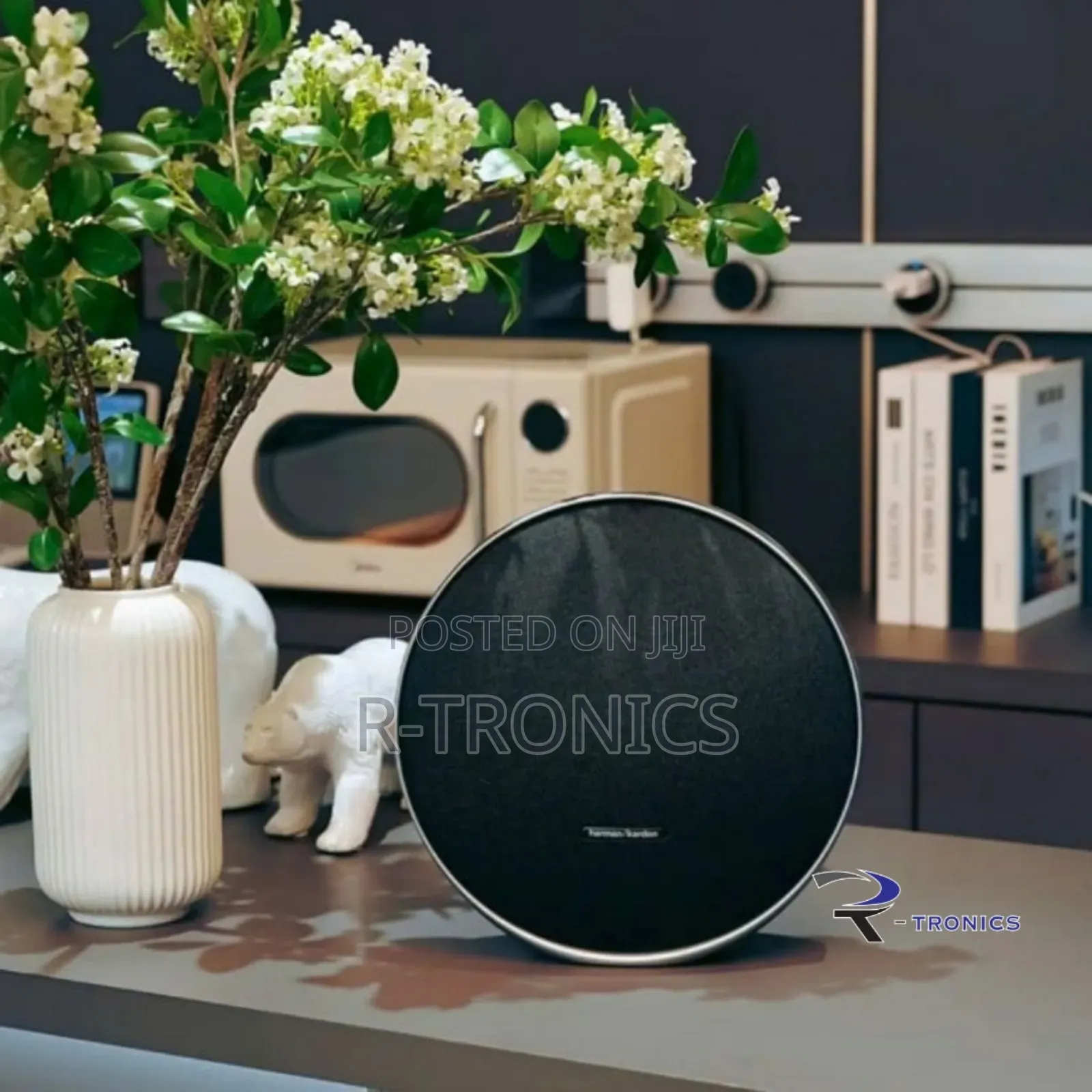Harman Kardon Onyx Studio 9
