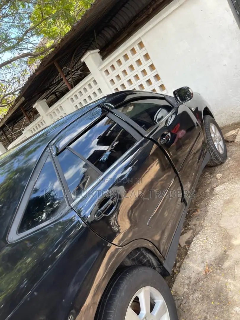 Toyota Harrier 2006 Black