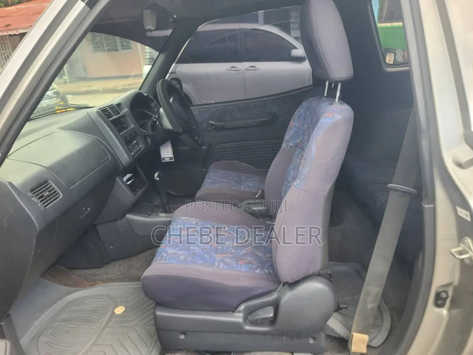 Toyota RAV4 1999 Silver