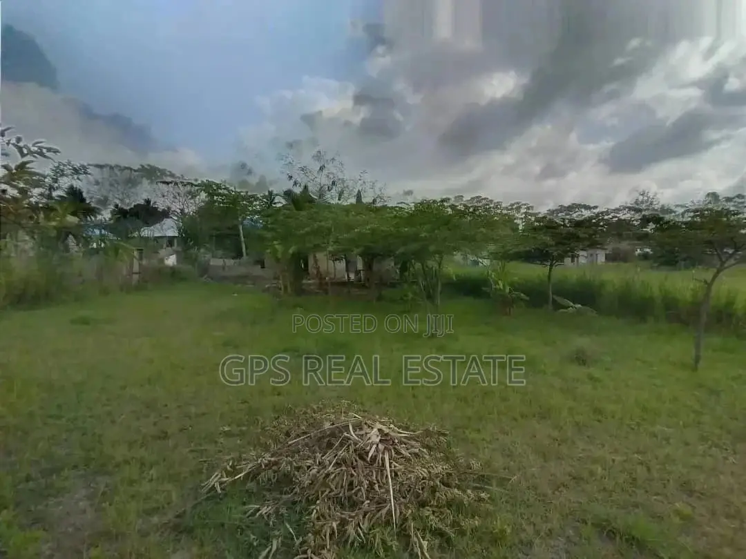 House and Plot for Sale