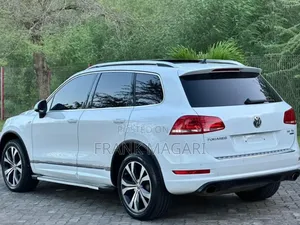 Volkswagen Touareg 2014 White