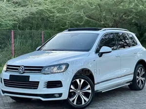 Volkswagen Touareg 2014 White