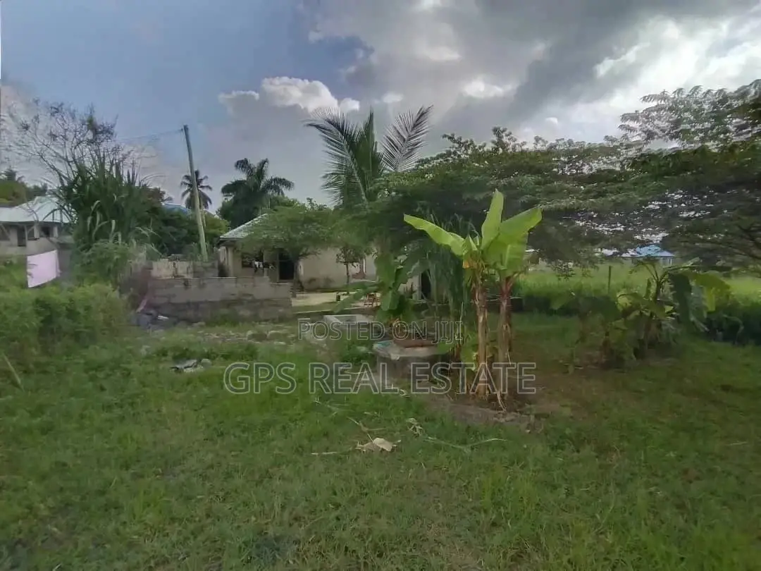 House and Plot for Sale