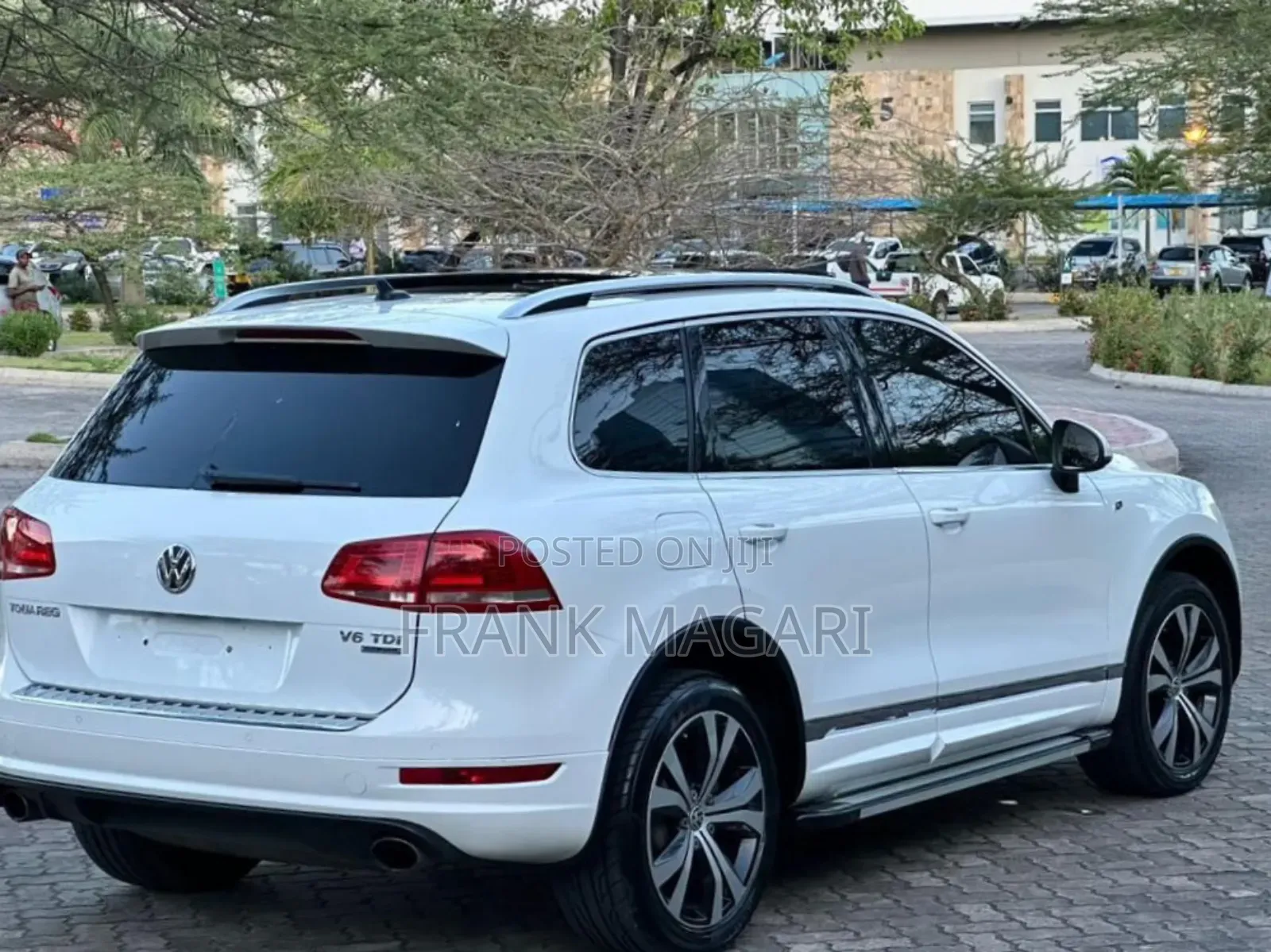 Volkswagen Touareg 2014 White