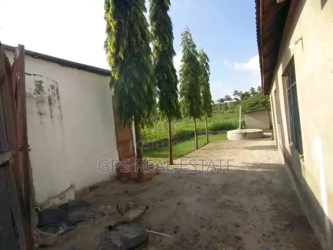 House and Plot for Sale