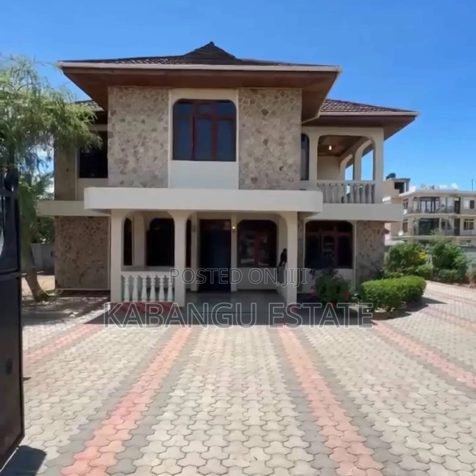 4bdrm House in Mbezibeach for rent