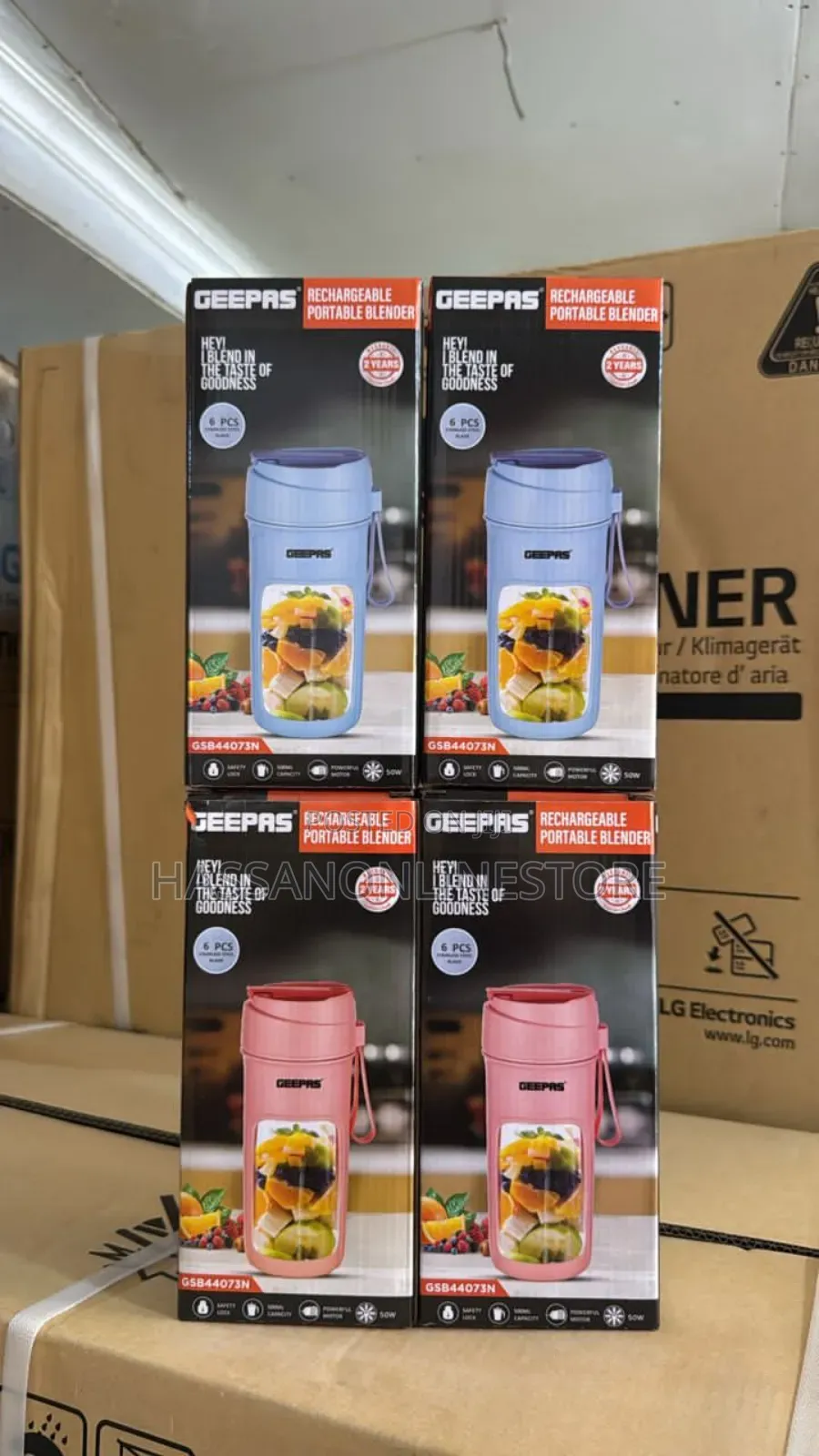 Geepas Rechargeable Portable Juicer Gsb44073n