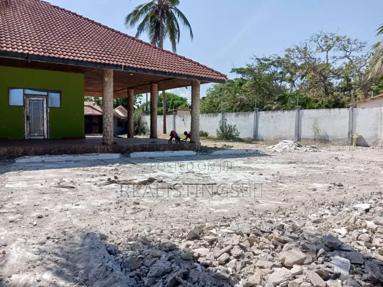 Mbezi Beach Rainbow: Ocean Front Beach Plot for Sale - Dar