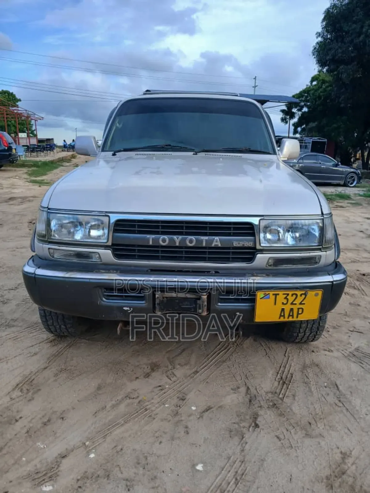 Toyota Land Cruiser 2000 Silver