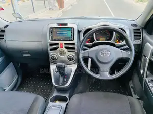 Toyota Rush 2007 Silver