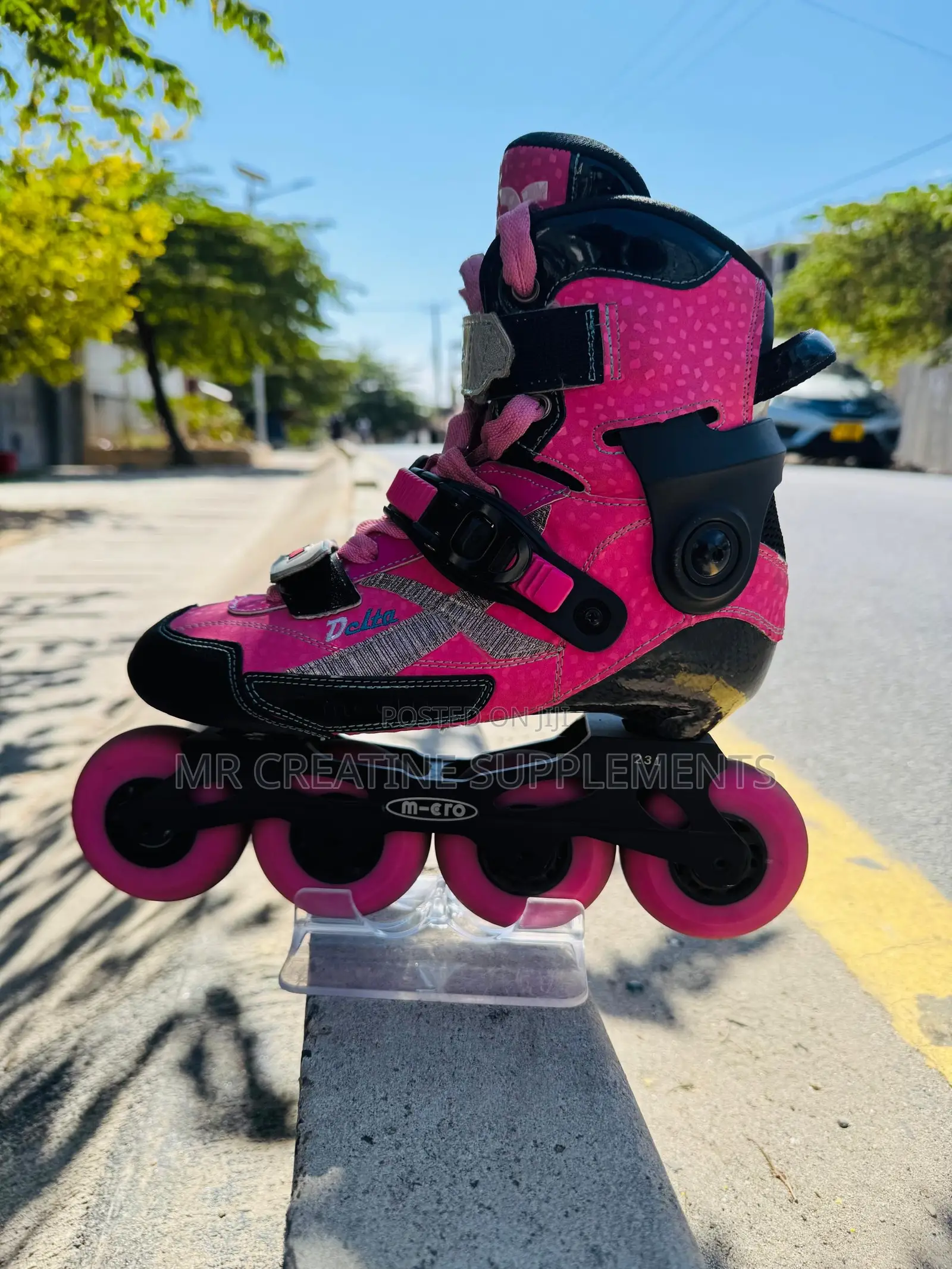 Micro Modern Skating Shoes Roller Shoes