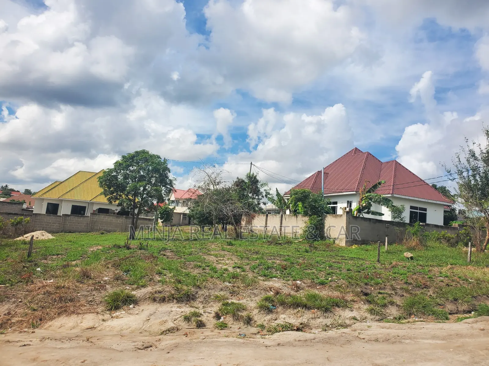 Kiwanja Knauzwa Bei Nzuri Sana Madale Police
