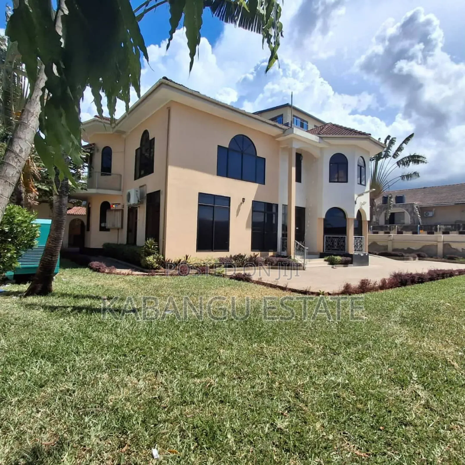 5bdrm House in Mbezibeach for rent