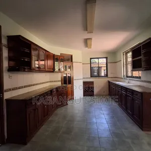 5bdrm House in Mbezibeach for rent