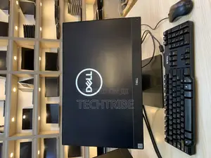 Desktop Computer Dell OptiPlex 5260 16GB Intel Core I5 SSD 256GB