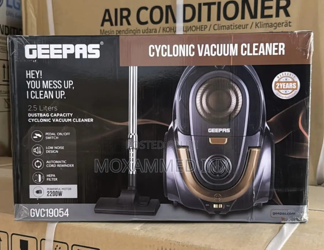 Geepas Cyclonic Vacuum Cleaner 2.5l