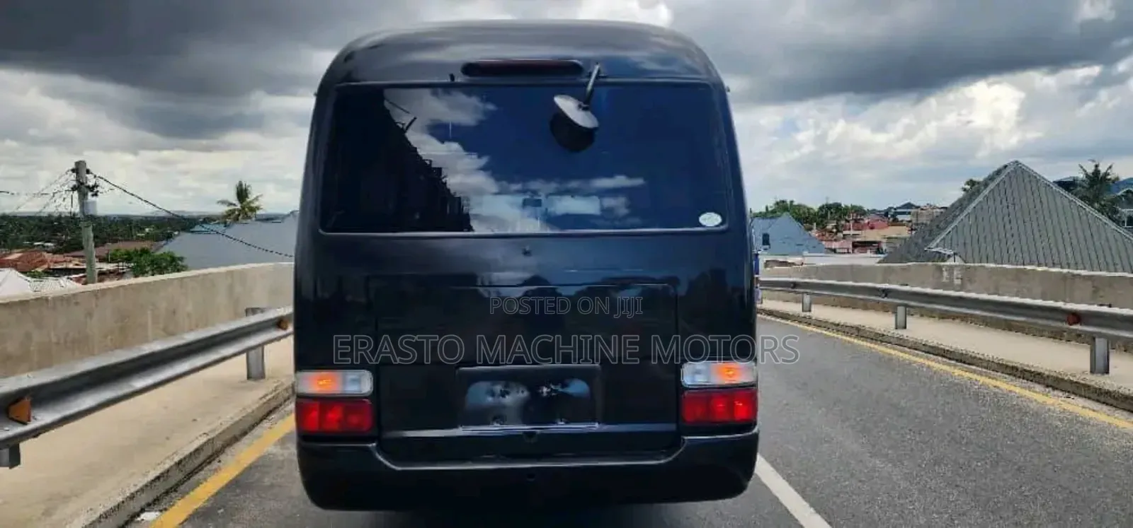 Toyota Coaster 2004 Black