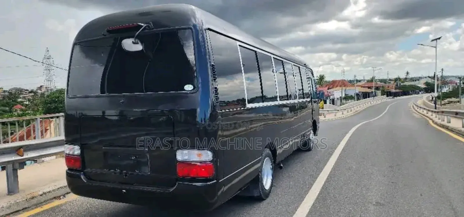 Toyota Coaster 2004 Black