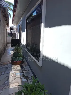 2bdrm House in Dalalipapaatzseven, Kinondoni for rent