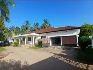 8bdrm House in Kasri Homes Realty, Mbezi Beach for sale