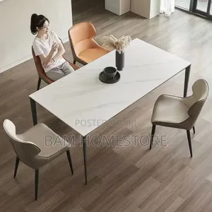 Unique Classic Dinning Set