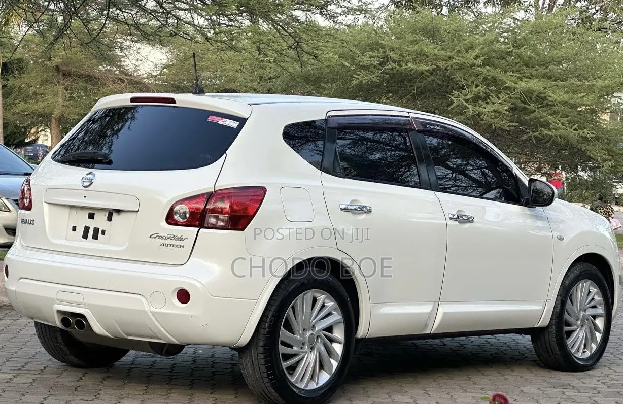 Nissan Dualis 2010 Pearl