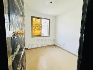3bdrm Apartment in Oysterbay, Kinondoni for sale