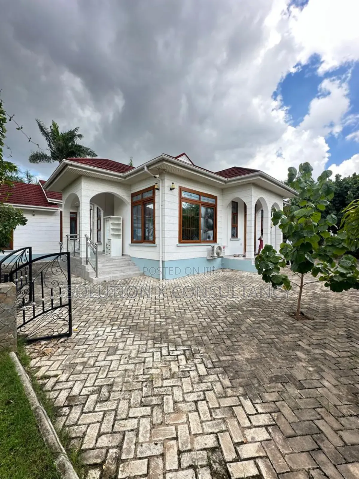 4bdrm House in Kunduchi for sale