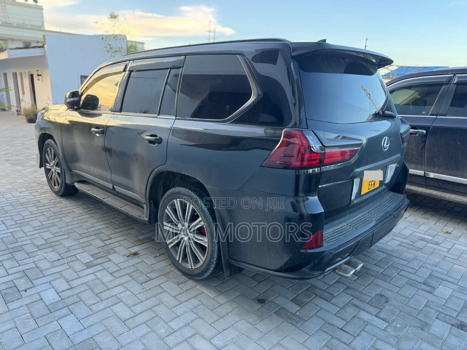 Lexus LX 570 AWD 2016 Black
