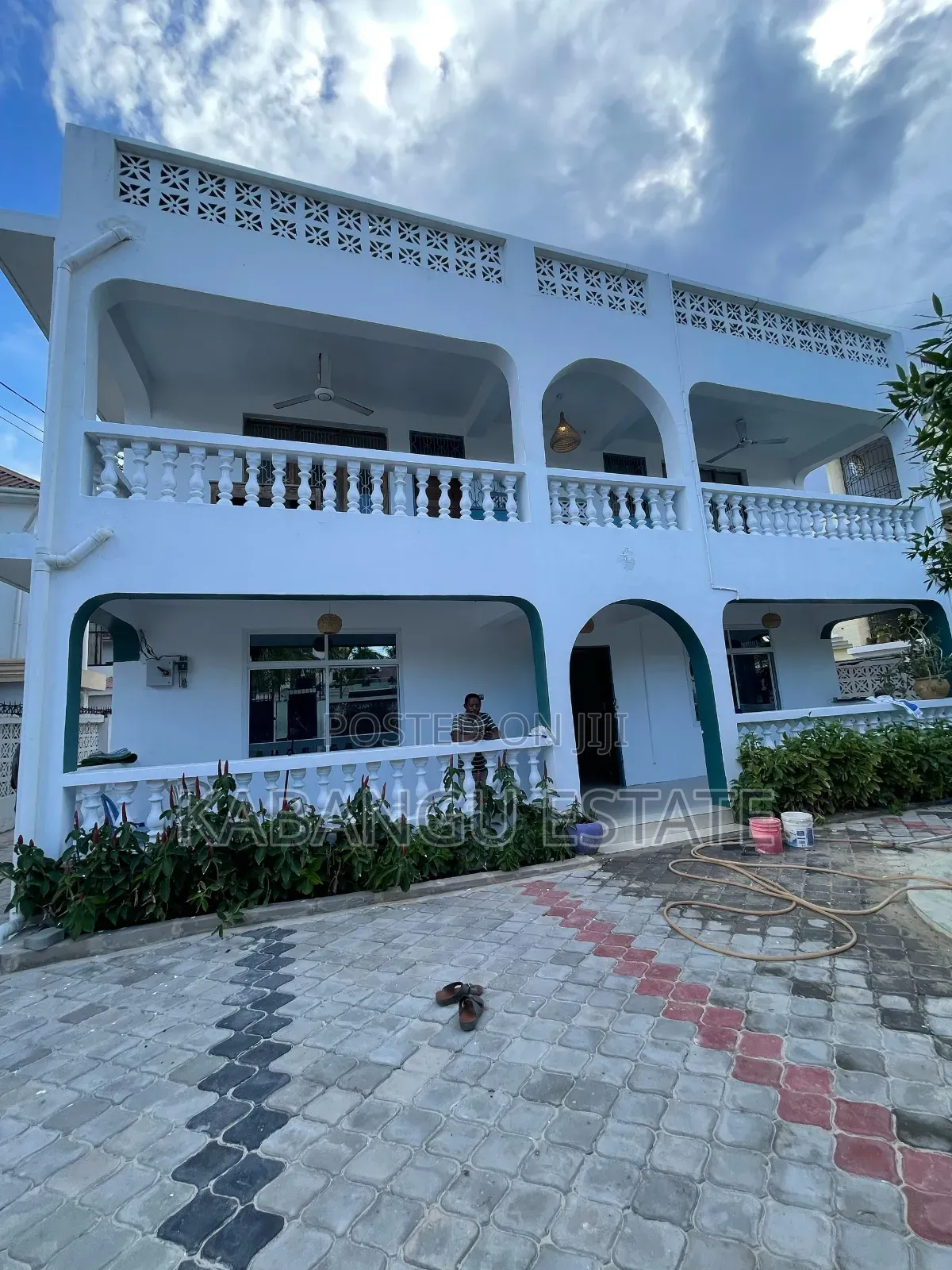 4bdrm House in Msasani Good Street for rent